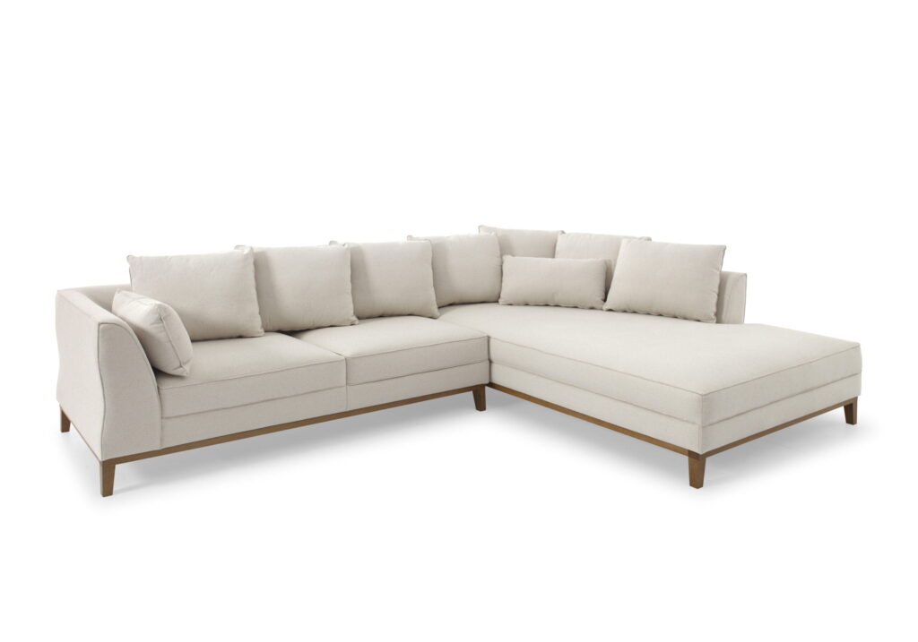 SOFA-STRAUSS-2-scaled